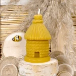 Kerze mitteler Bienenstock