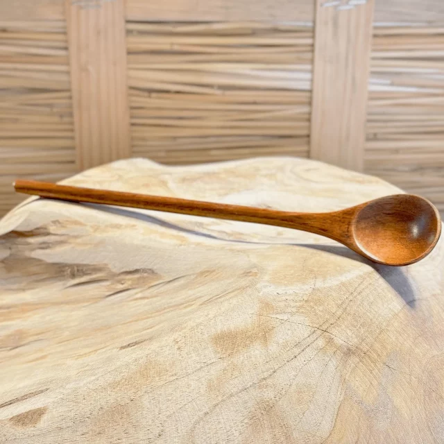 langer Holzlöffel “Klassik”