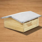Warré Beute Holzdach mit Blechbeschlag