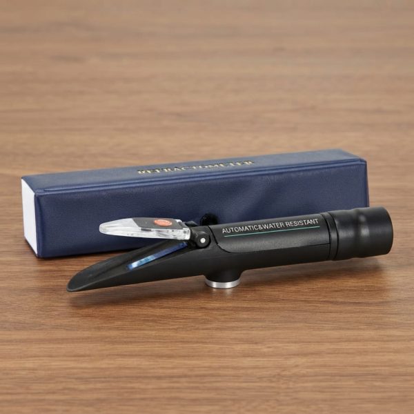 BienoOptic® Refraktometer mit Licht
